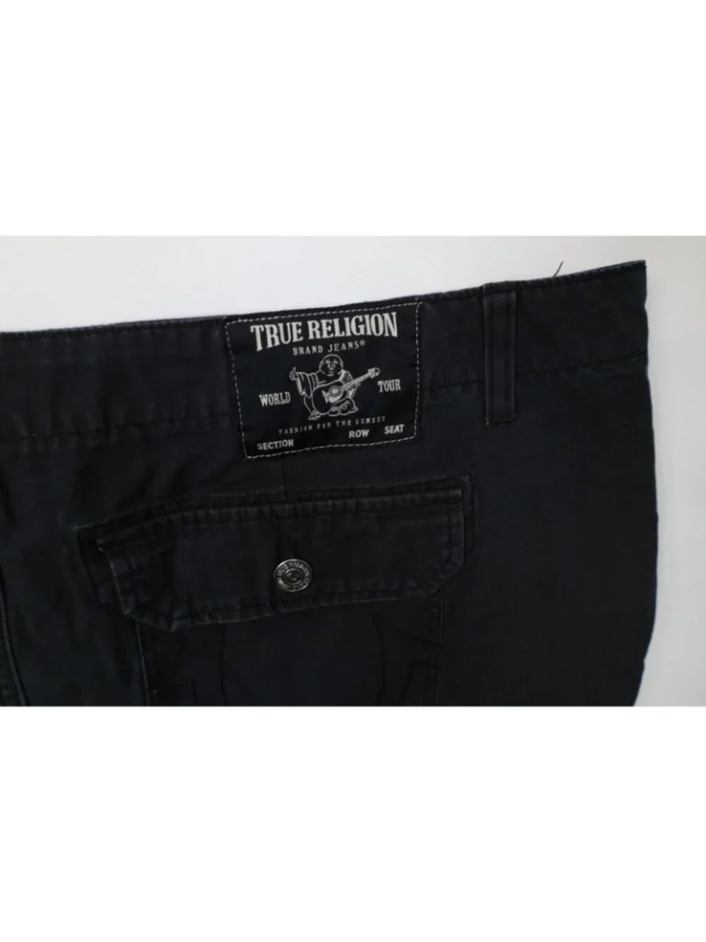 Vintage Y2K True Religion Mens Size 44 Sun Faded Relaxed Fit Cargo Shorts Black